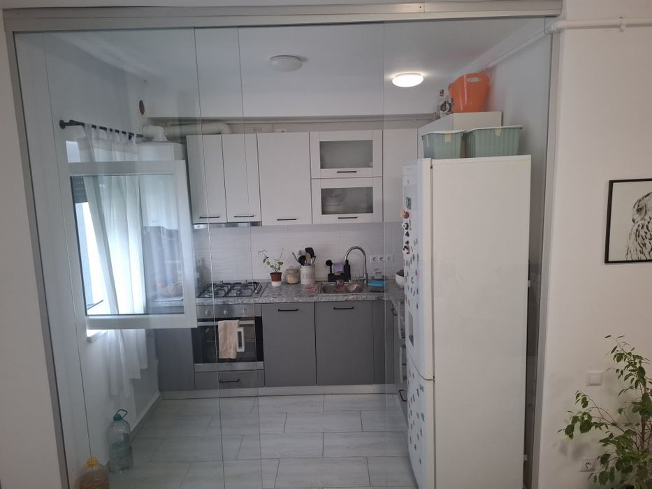 Proprietar vând Apartament etaj 1 Arhitectilor Mandra 52 mpu cu balcon