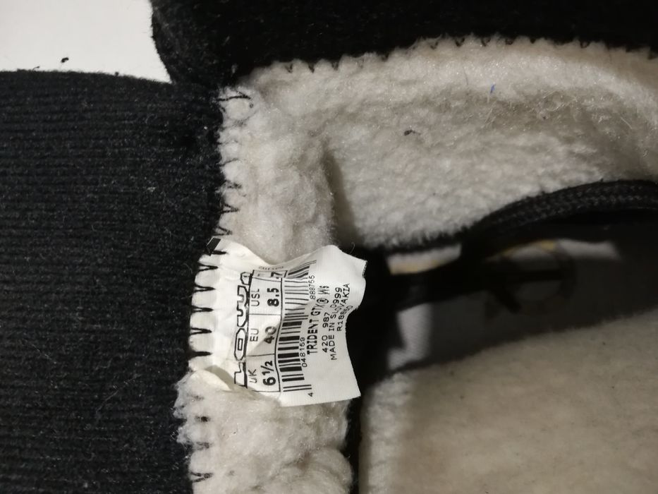 40 Ghete Lowa Gore-tex masura 40