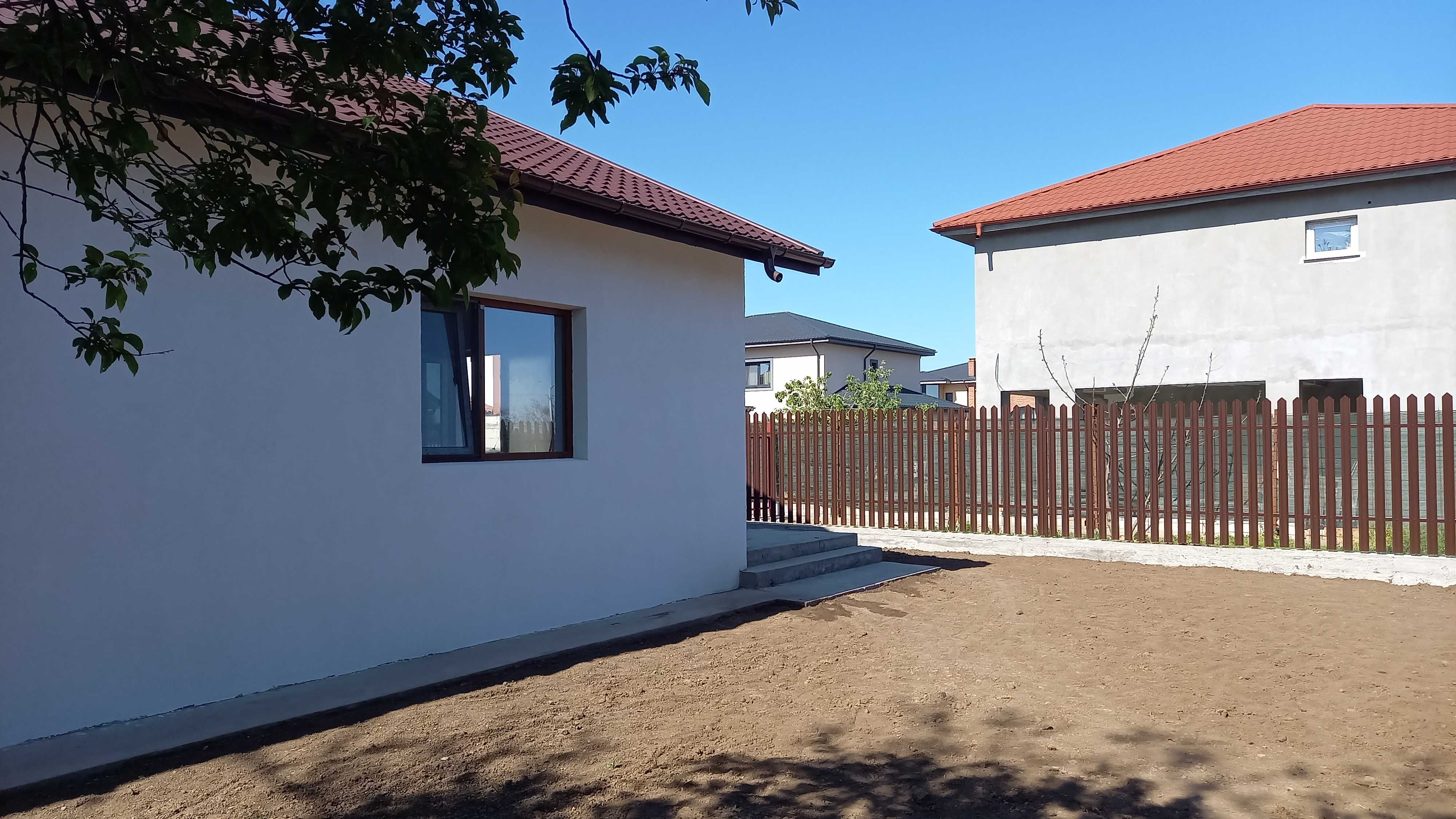 Casa Cumpana 3 camere, intrare dreapta, zona f. buna
