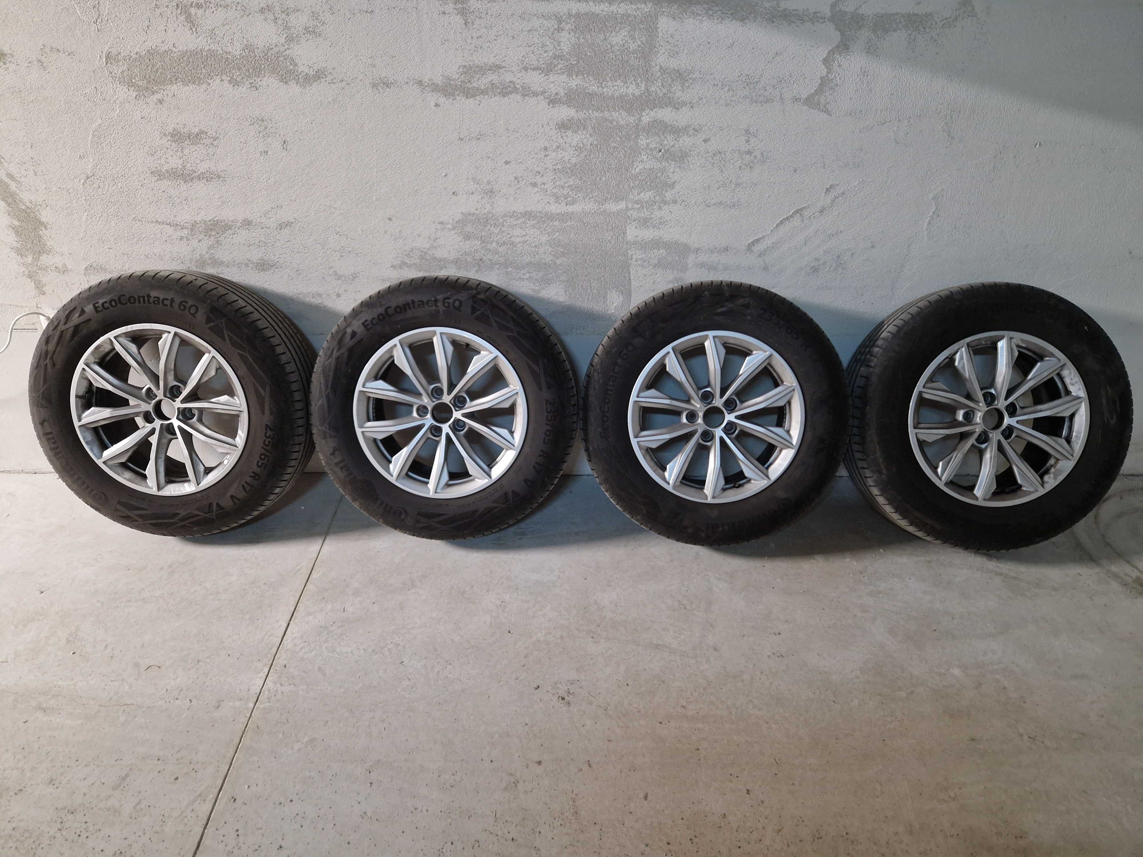 CONTINENTAL EcoContact 6Q 235/65 R17 с джанти на АУДИ