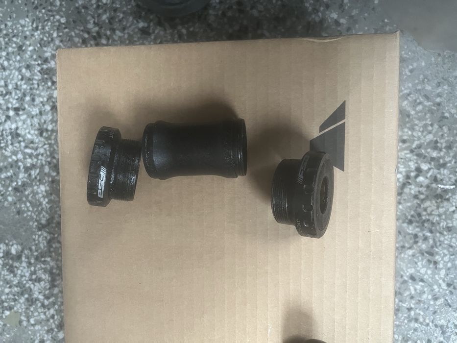 Tacx Flou велотренажор sram red карбонови курбели