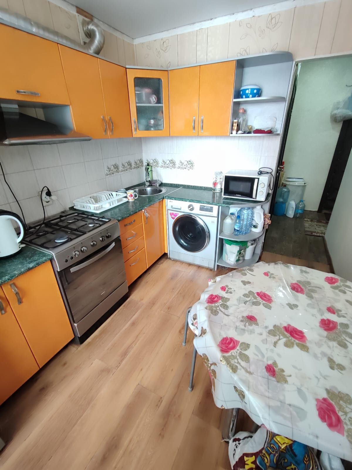 Продам 3 х комн квар. 4-4, 7 этаж.