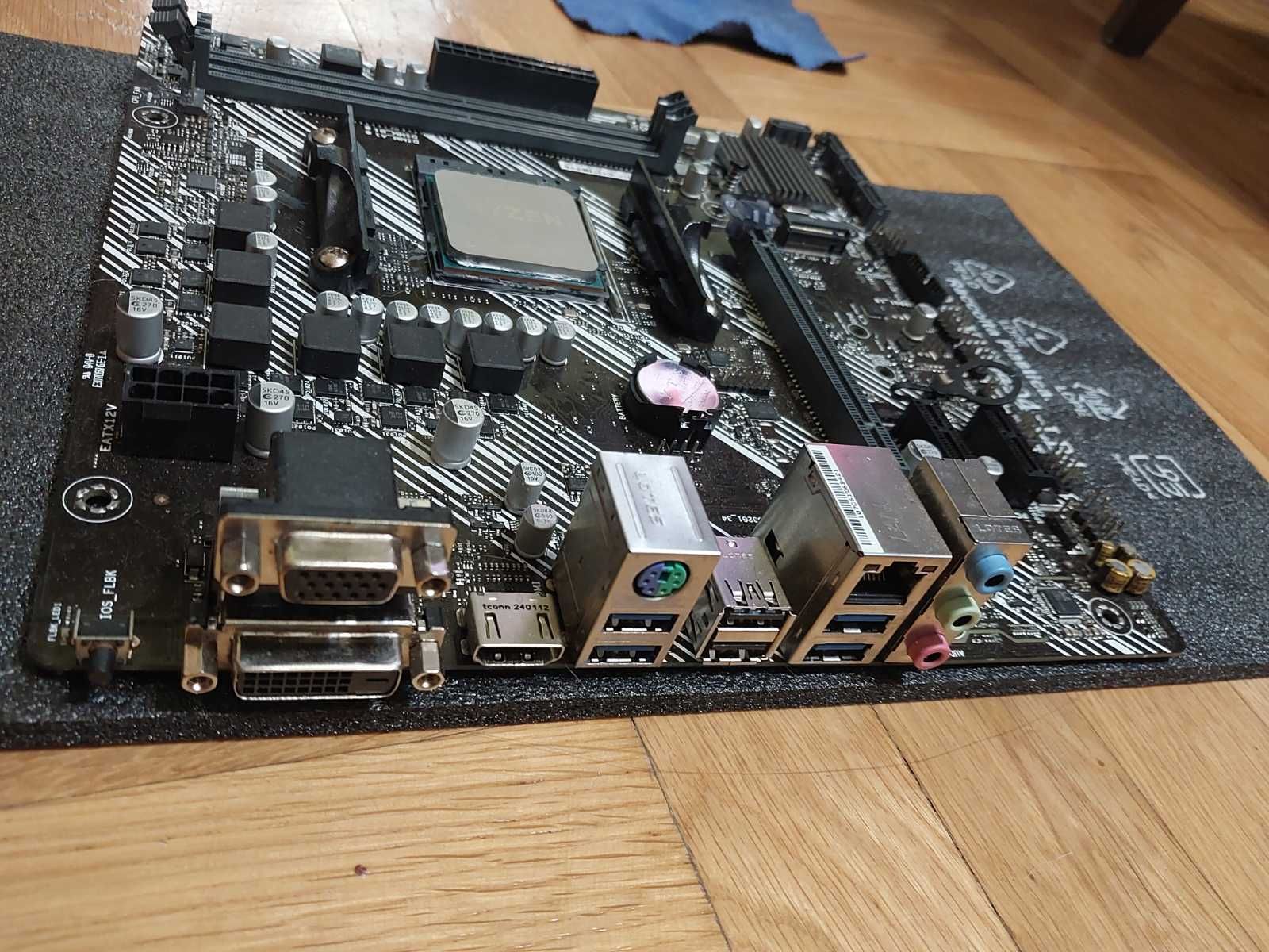 AMD Ryzen 5 3600 + Asus Prime B450M-K II