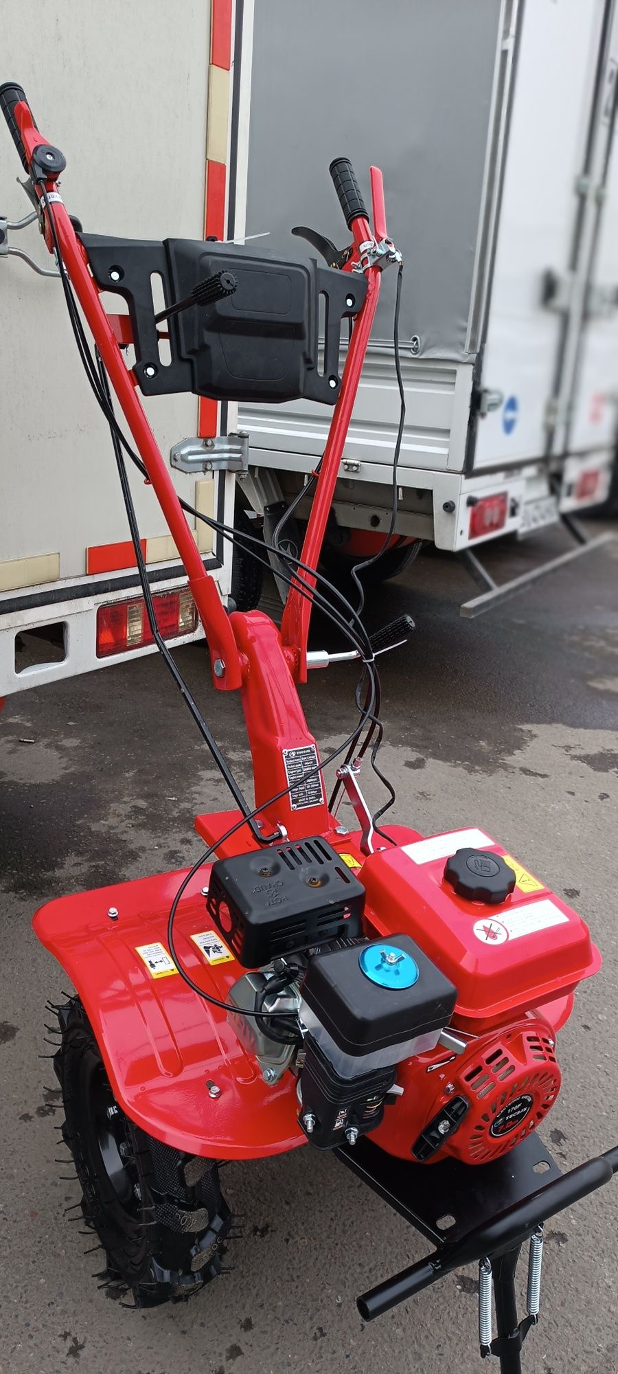 Motoblok sotiladi sifatli arzon narxlarda
