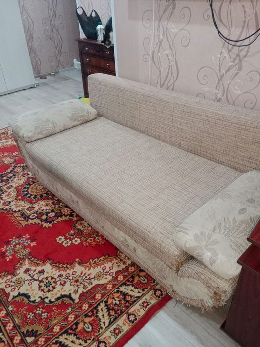 Продам дёшево диван
