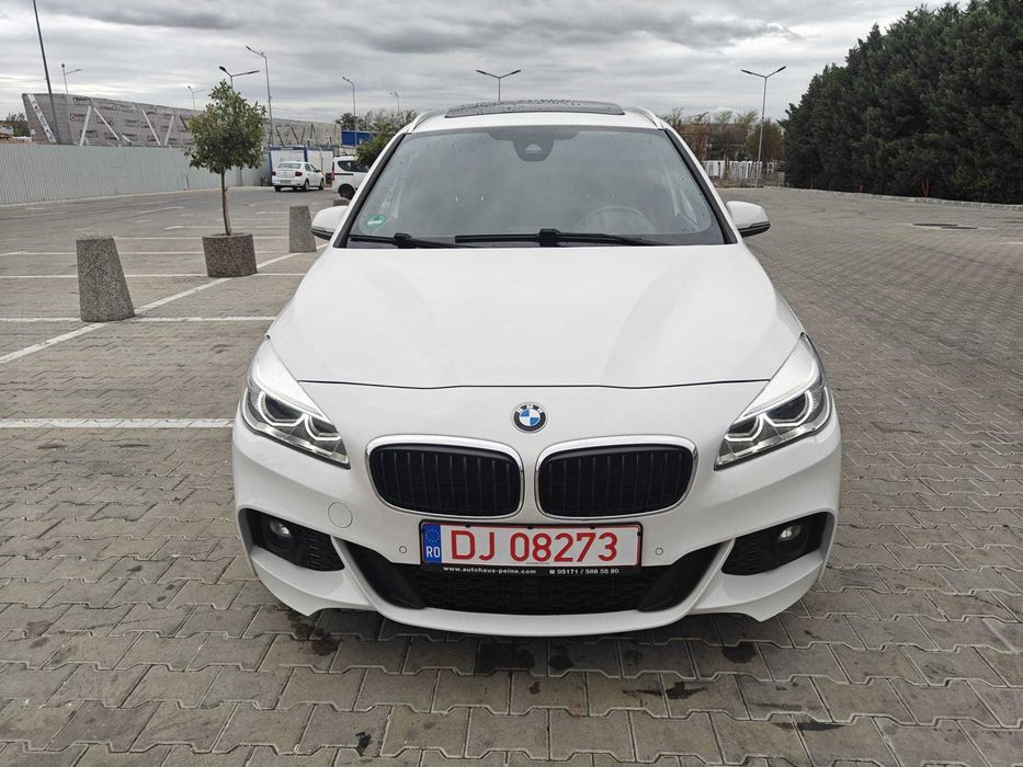 Bmw 218 Xdrive Automat Mpachet interior/exterior -impecabil
