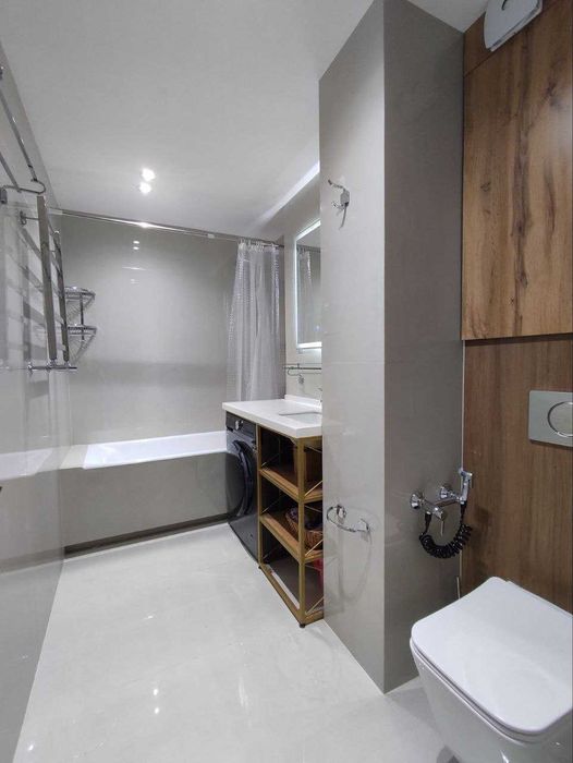 Продается 2 комнатная квартира с террасой на ЖК "ХON SAROY" Юнусабад.