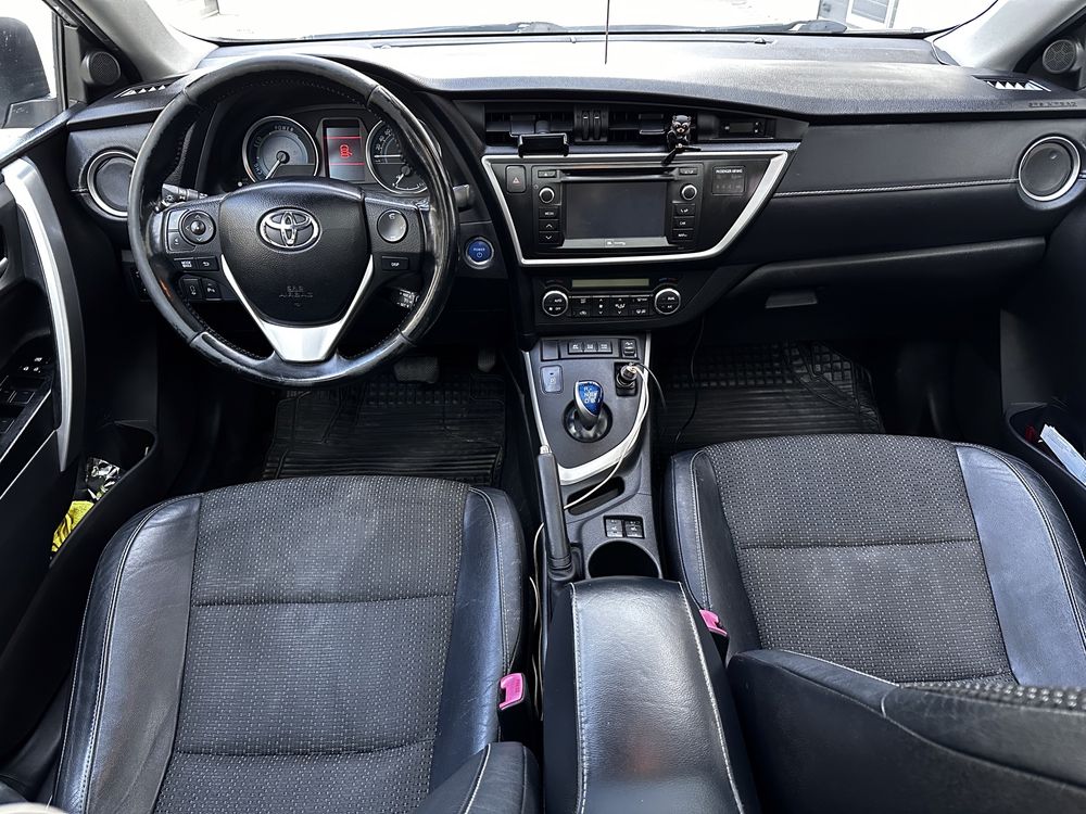 Toyota Auris 1.8 Hybrid