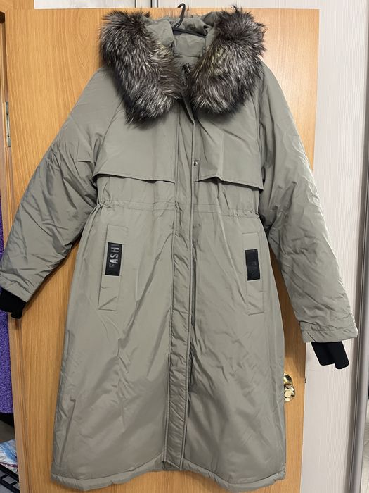 Продам женскую парку
