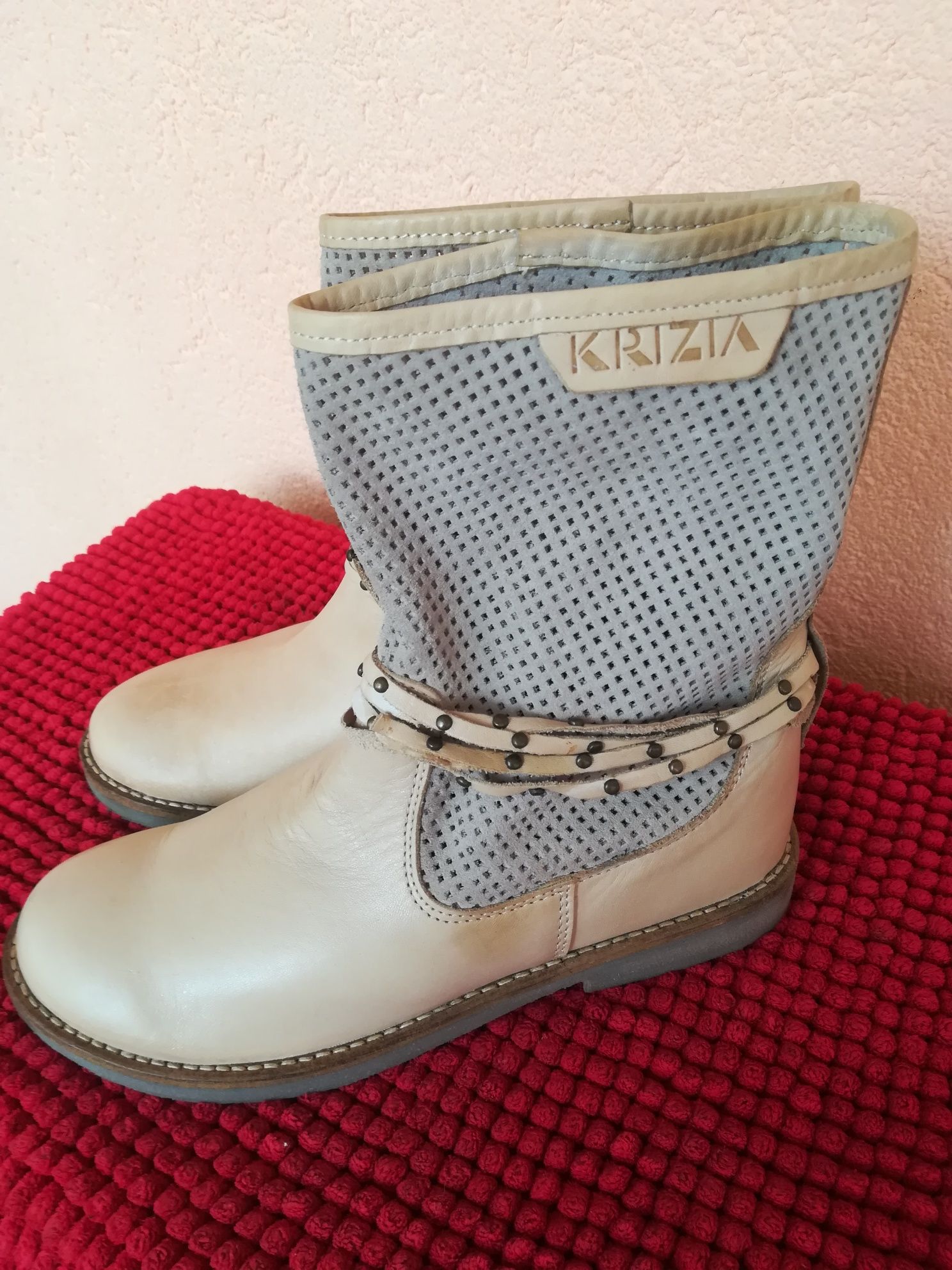 Botine piele nr 36 Krizia damă