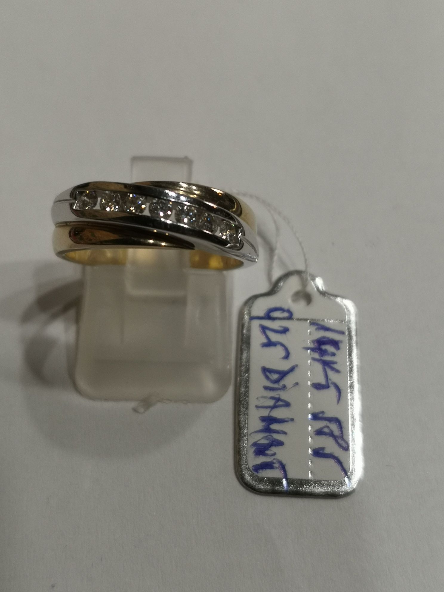 Vind inel din aur 18kt cu diamante 0,25ct