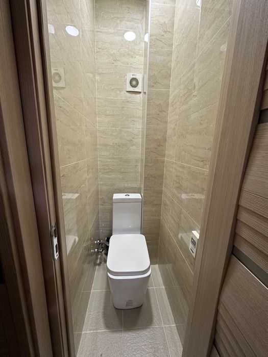 Продается своя 2/7/9 квартира в центре города