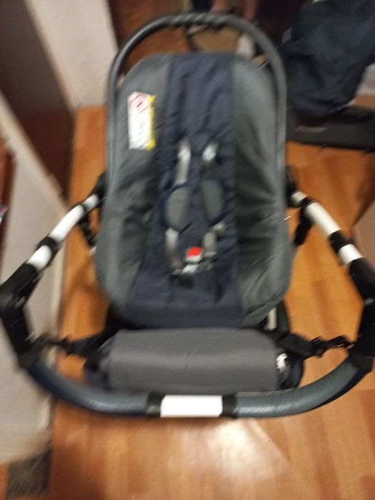 Carut Krausman din 3 piese+plasa de tantari si husa de ploaie