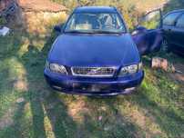 Volvo V40 2.0T 163 кс всичко по колата работи