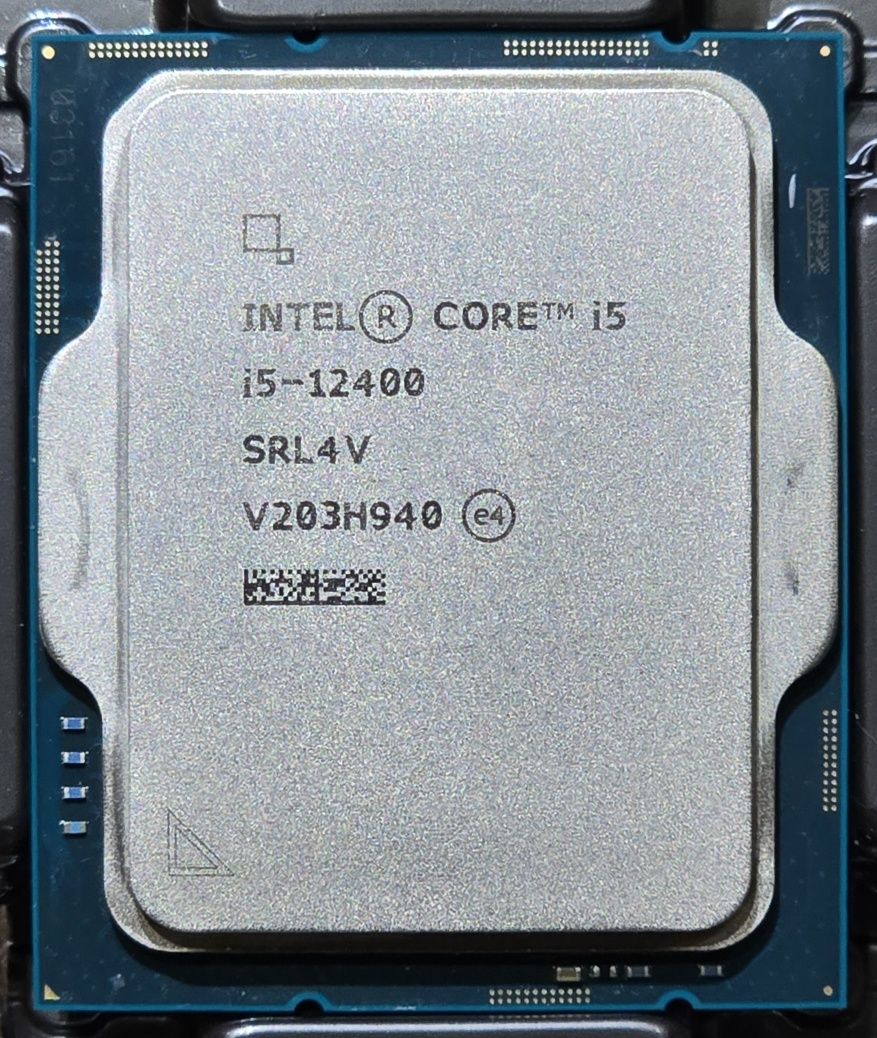 Процессор Intel Core i5 12400