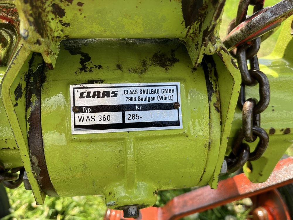 Grebla greblatoare imprastiat intors risipit fan Claas krone deutz