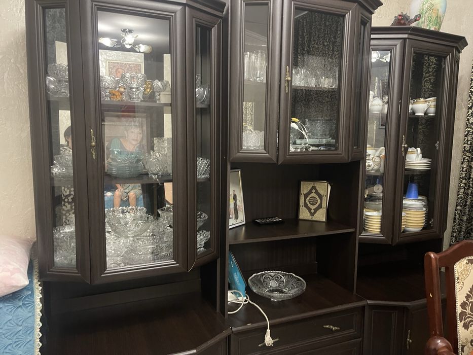 Продам стенку состояние хорошее