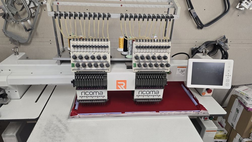 Masina de brodat  Ricoma CHT-1202