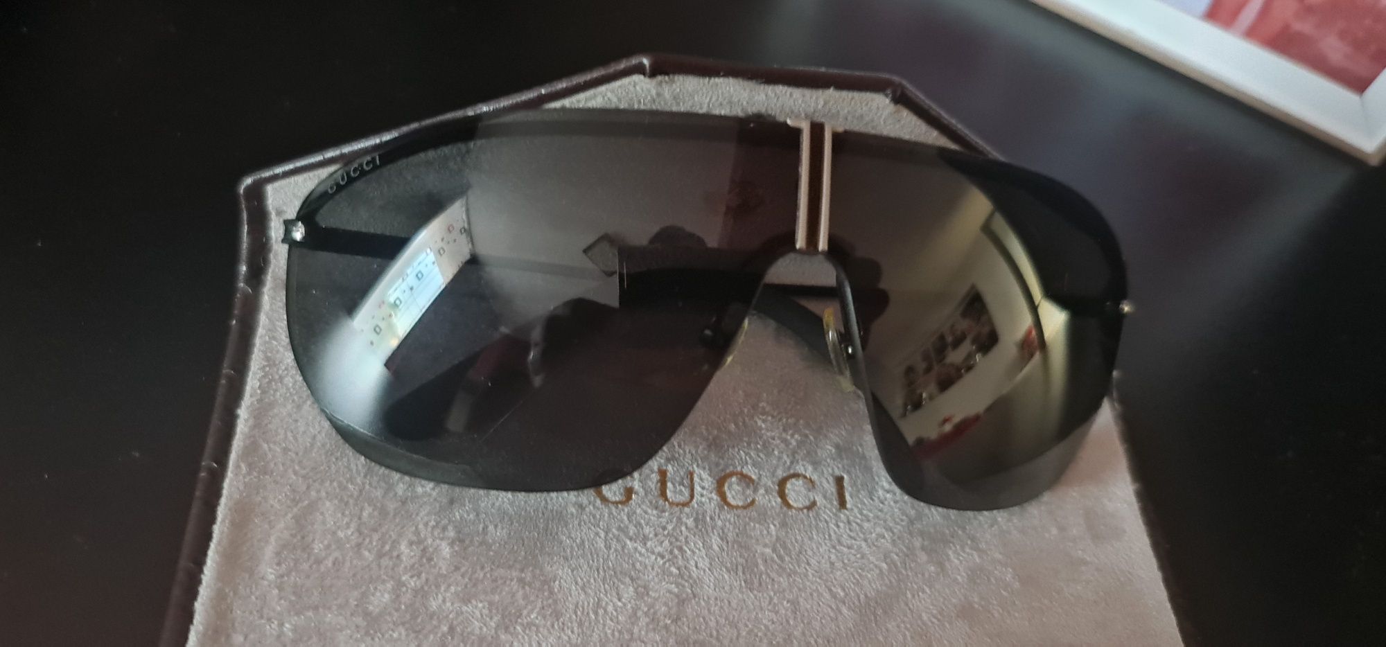 Ochelari de soare Gucci nu( Versace, Dolce and Gabbana, Armani, Boss)