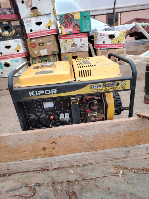 Vând generator kipor 3500