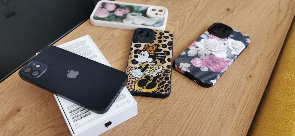 iPhone 12 black  64 gb без забележка ( неразличим от нов)