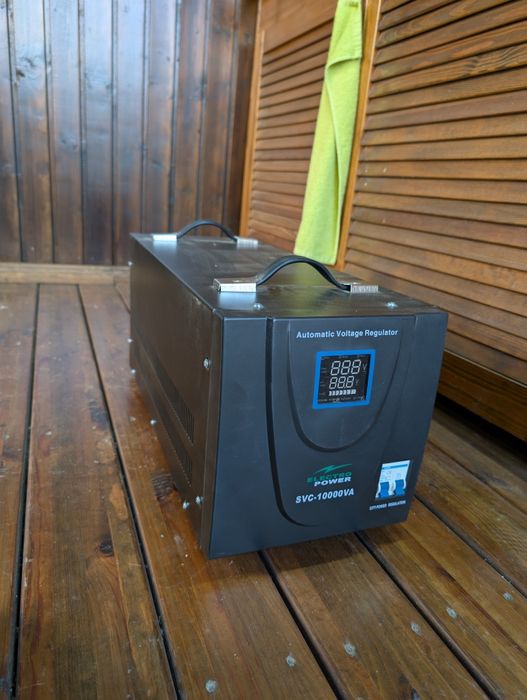 Stabilizator de tensiune Electropower EP-SVC-10000VA,8000W, servomotor