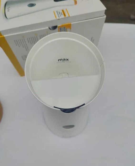 Camera Furbo alimentator mâncare