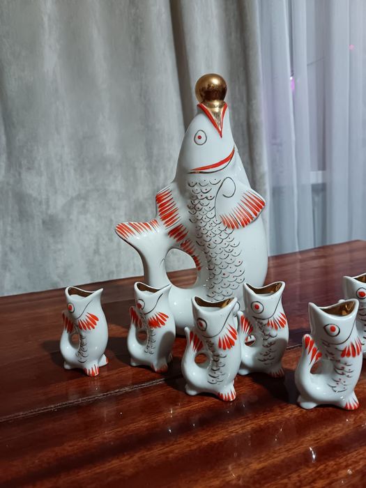 Сувенирные наборы, статуэтки