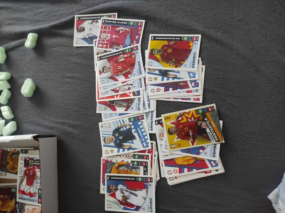 Vand cartonașe Euro 2024 Topps