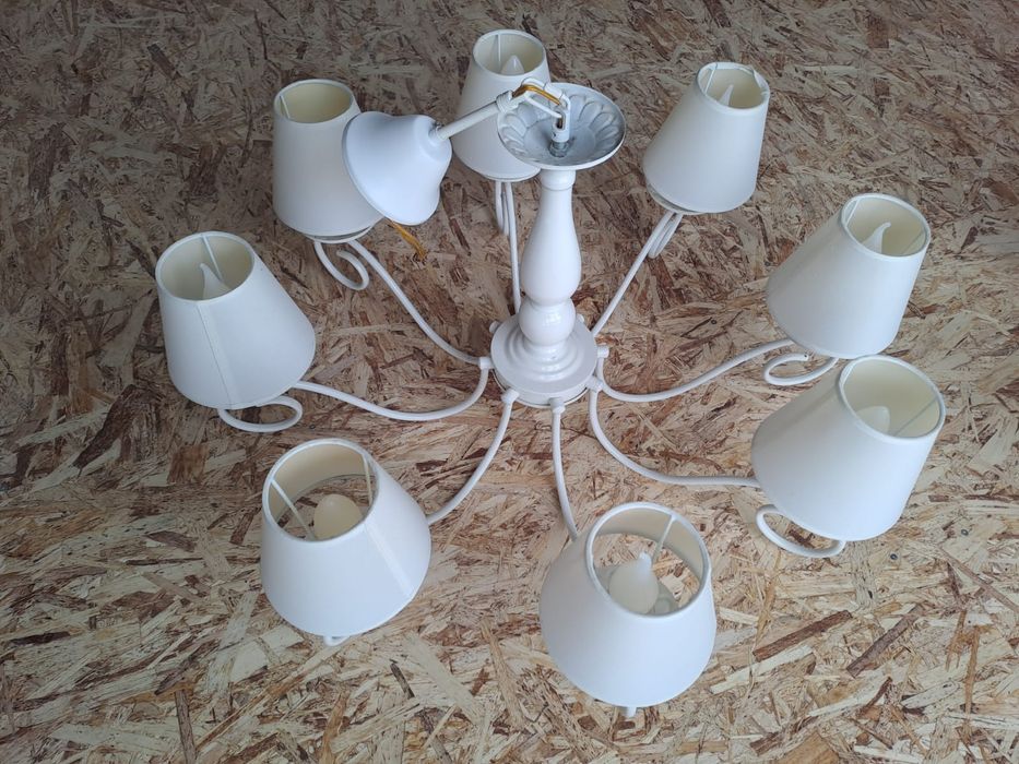 Екі люстра  сатылады. Арзан, жаңа, әдемі