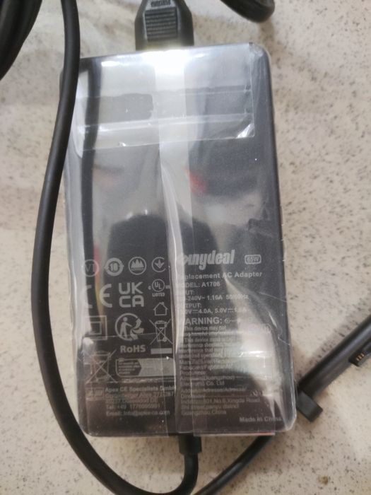 Încărcător laptop Microsoft surface 65w