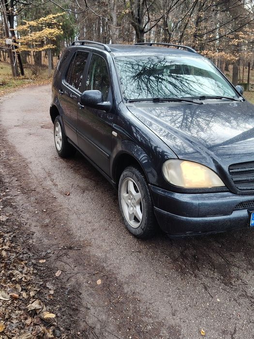 Mercedes ML an 2003