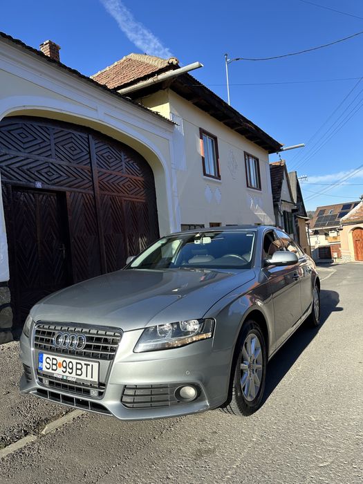 Vând Audi A4 B8.