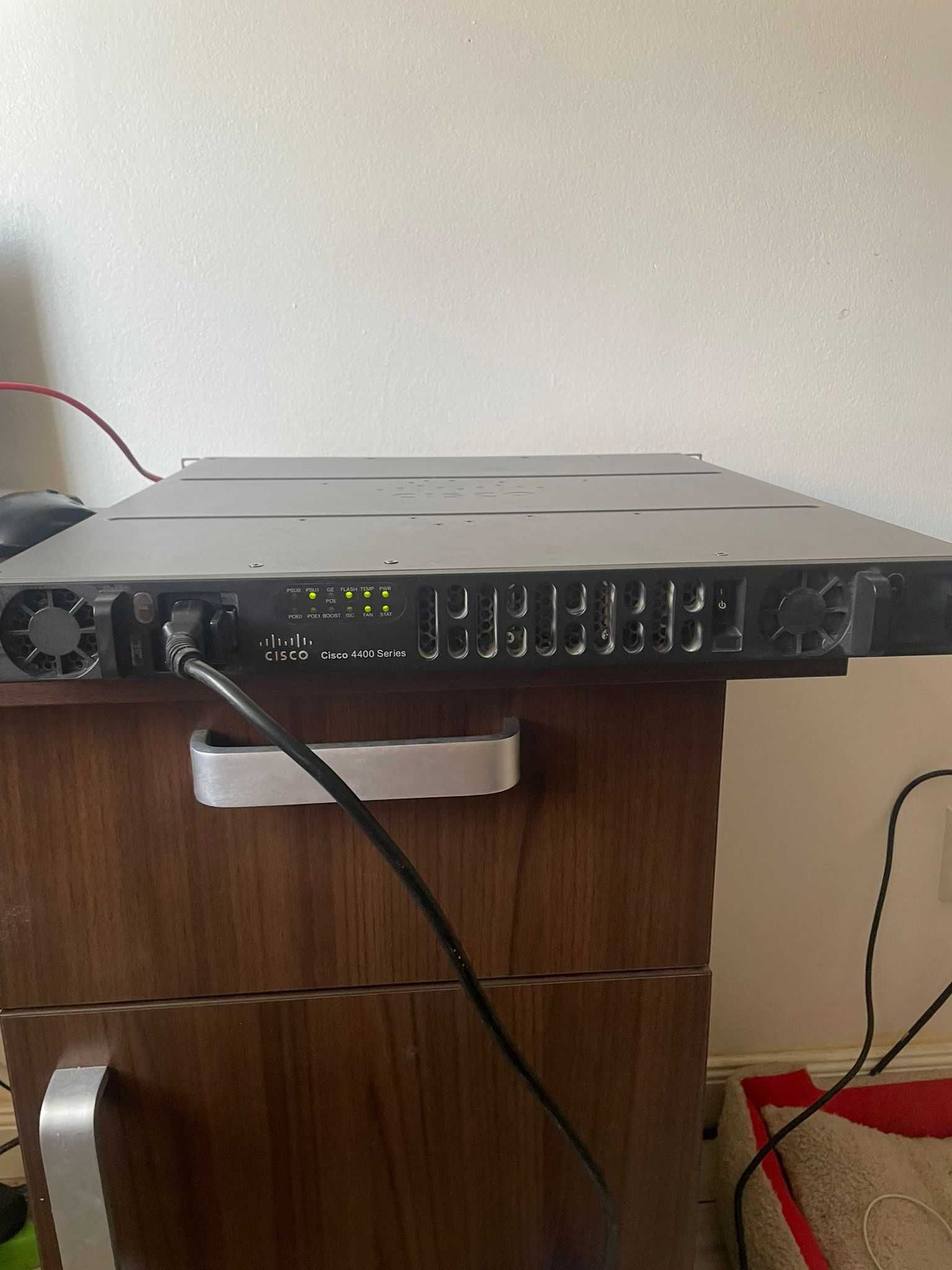 Cisco ISR4431/k9 Integrated Services Router
