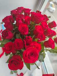 Продам цветы красные  розы
