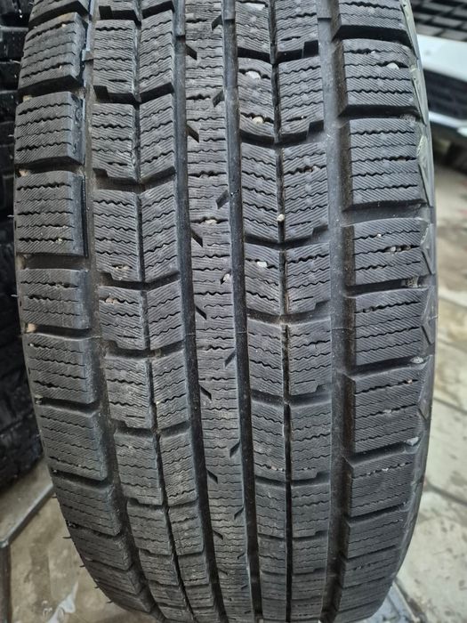 Шины зимние Boto