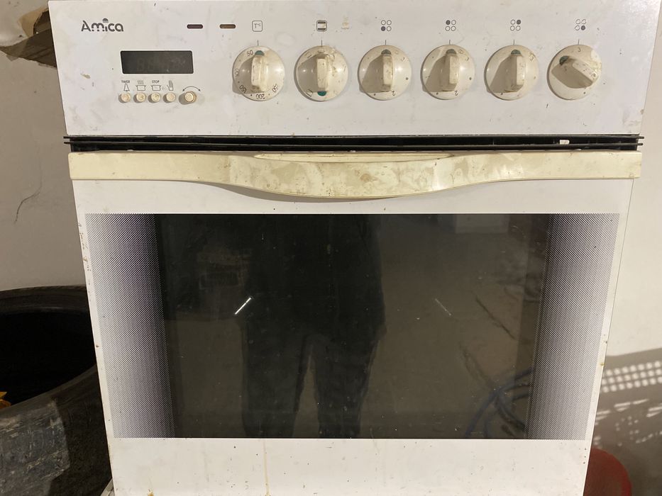 Продам на запчасти печь