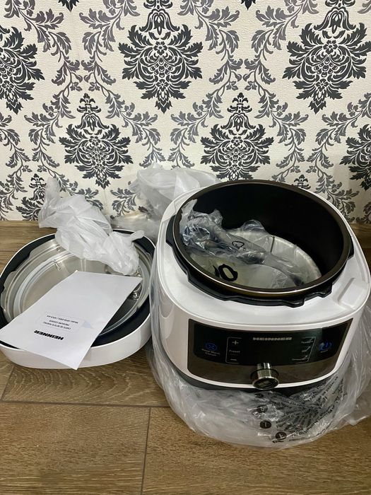 De vanzare coffee maker/presiune cooker marca HEINNER