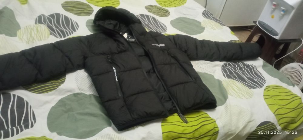 Мъжко зимно яке! С етикета! Чисто ново!