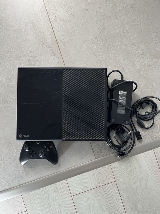 Xbox One Consola + Controller