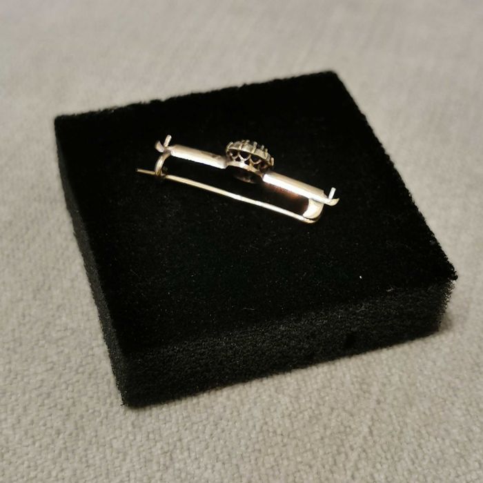 Broșă vintage aur cu safir natural și diamante + Certificat gemologic