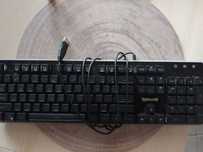 Tastatura cu RGB