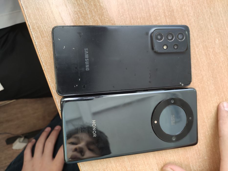 Honor x9a и samsung a53
