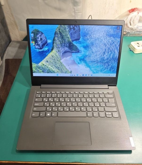 Ноутбук Леново ADA 14 SSD 128Gb