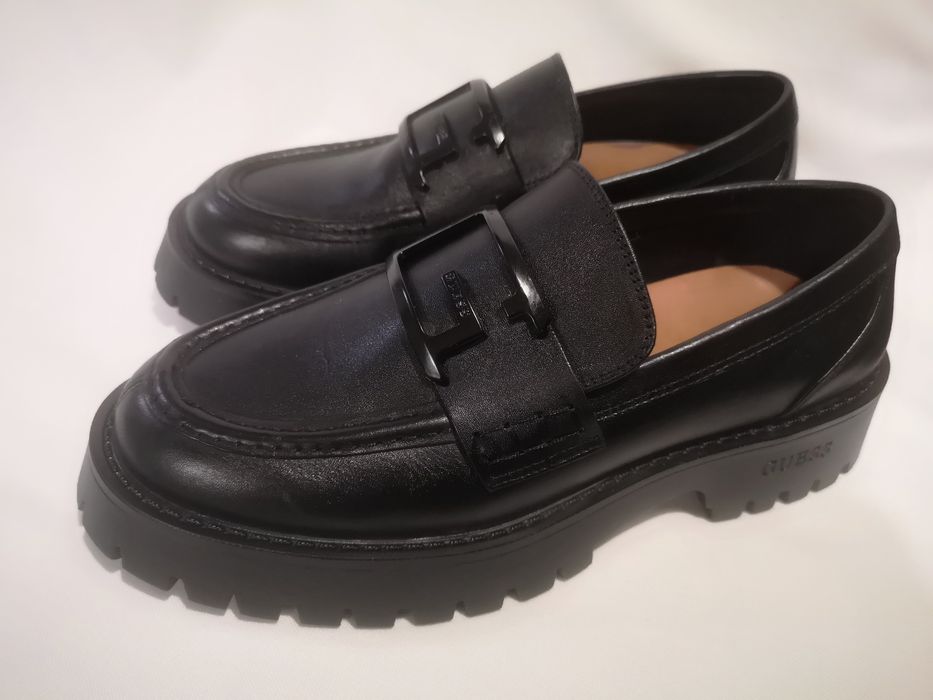 Guess, лоуфъри естествена кожа, номер 41