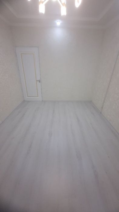 9 микрорайон Низомий кучада 3 хонали 2 каватдаги квартира сотилади