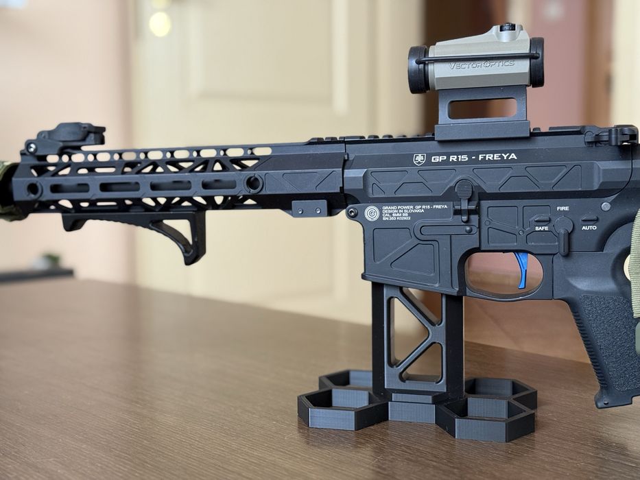 Стойка за m4 реплика (airsoft)