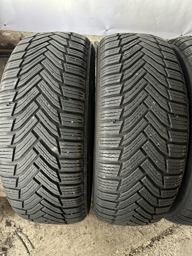 205/55/16 Michelin dot20