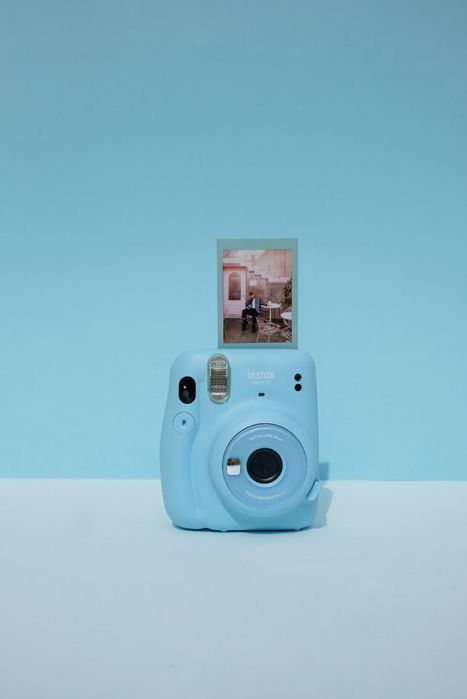 Фотокамера моментальной печати Fujifilm Instax Mini 11 голубой
