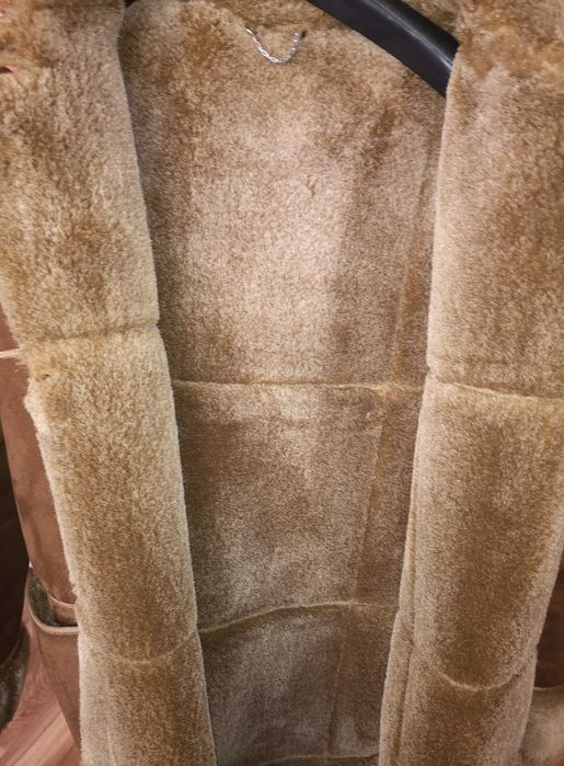 Cojoc cu gluga mărimea 50 ca nou